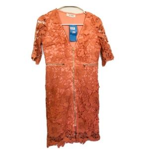 Lac Bleu Coral V Neck Zip Up Crochet Spring Dress